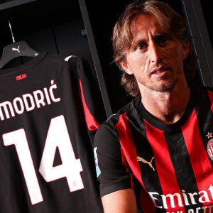 AC MILAN - GENOA: Posljednji ples Luke Modrića na legendarnom San Siru - 2 DANA 🇮🇹❤️🖤